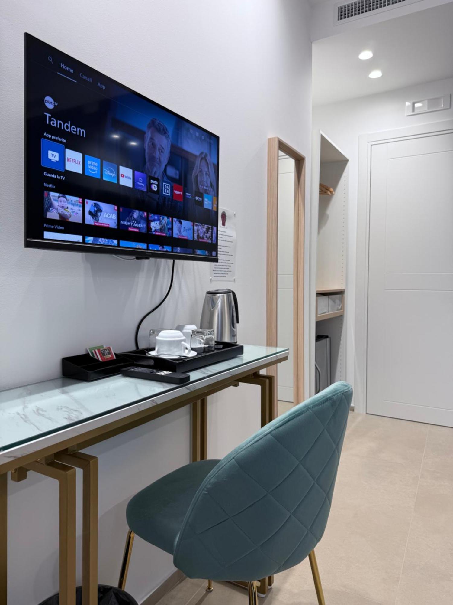 Santa Rosalia Suites 巴勒莫 外观 照片